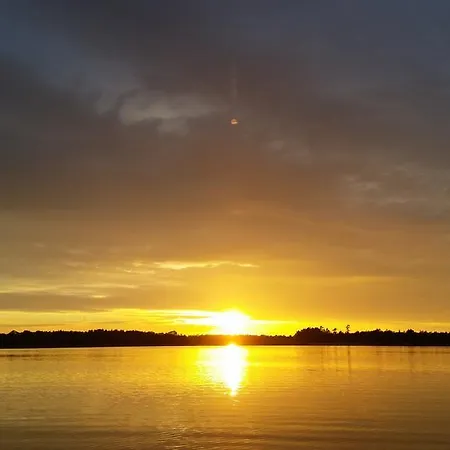 Bastö Hotel&stugby Hotel Palsbole