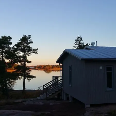 Bastö Hotel&stugby 3*