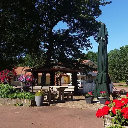 Bastö Hotel&stugby Hotell 3*