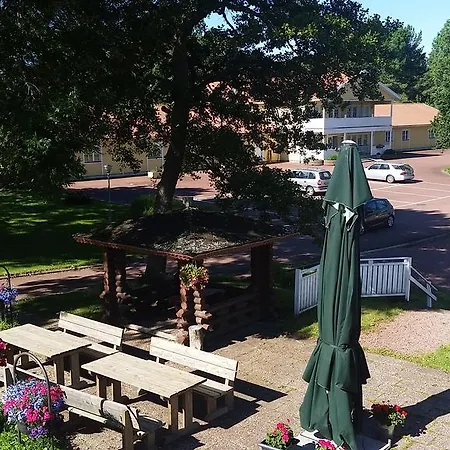 Hotel Bastö Hotel&stugby Palsbole