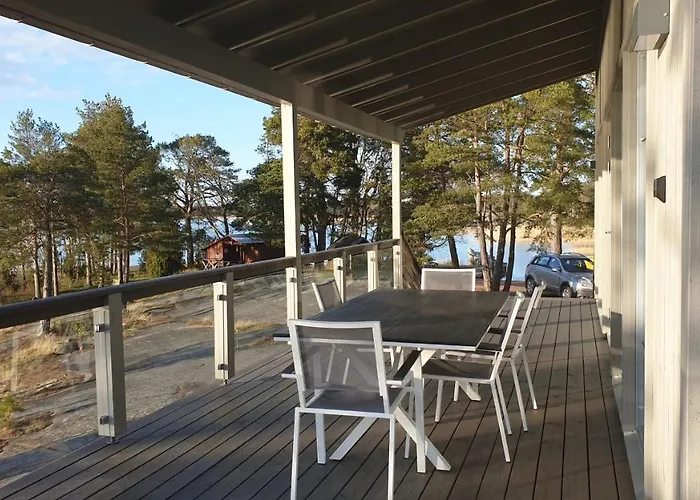 Bastö Hotel&stugby 3* Palsbole