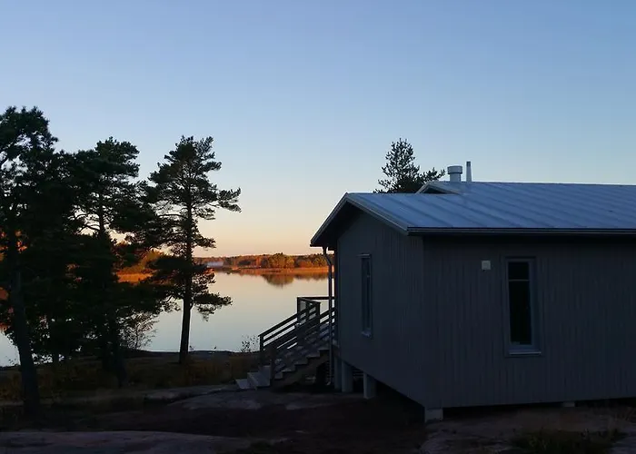 Bastö Hotel&stugby 3*