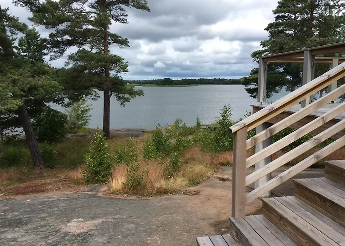 Bastö Hotel&stugby 3* Palsbole