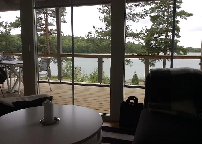 Bastö Hotel&stugby Hotell