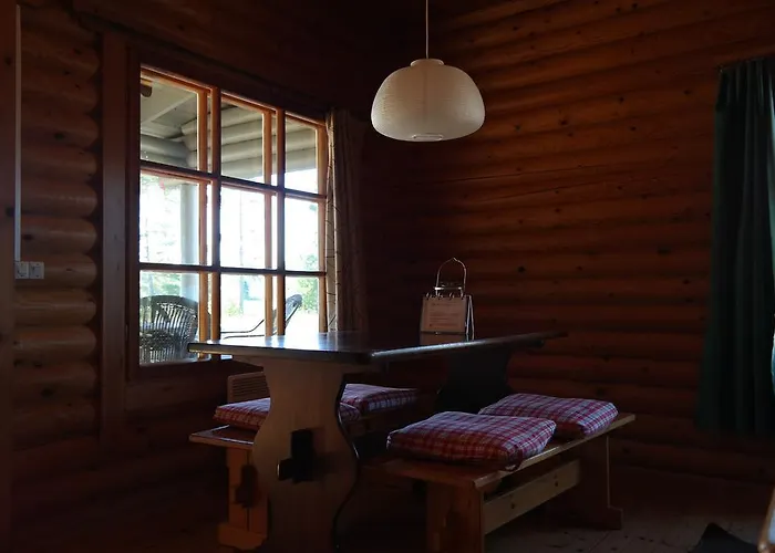 Bastö Hotel&stugby Palsbole