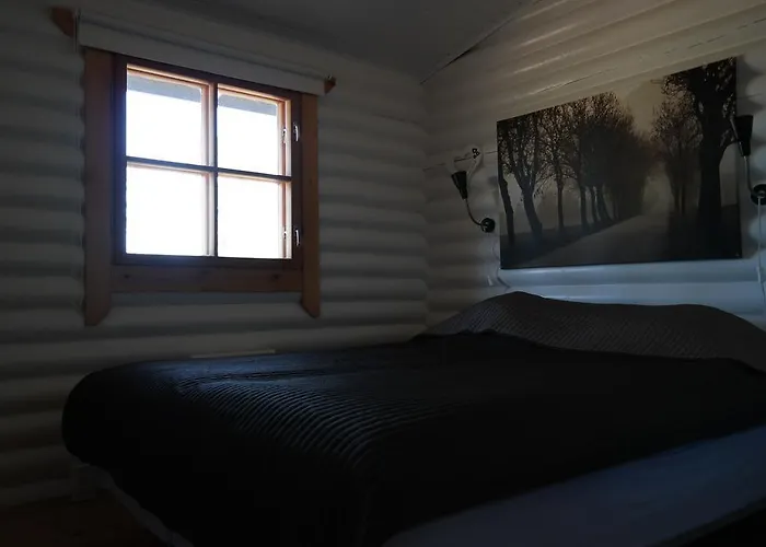 Bastö Hotel&stugby Palsbole