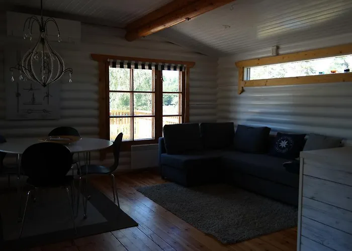 Bastö Hotel&stugby Hotell 3*